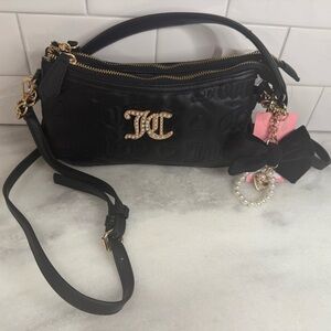 Juicy Lovely Girl Crossbody Black Leather Rhinestones, Charm W/pearls And Bow